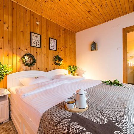 Hadar Chalet Hotel บูเซา ภายนอก รูปภาพ